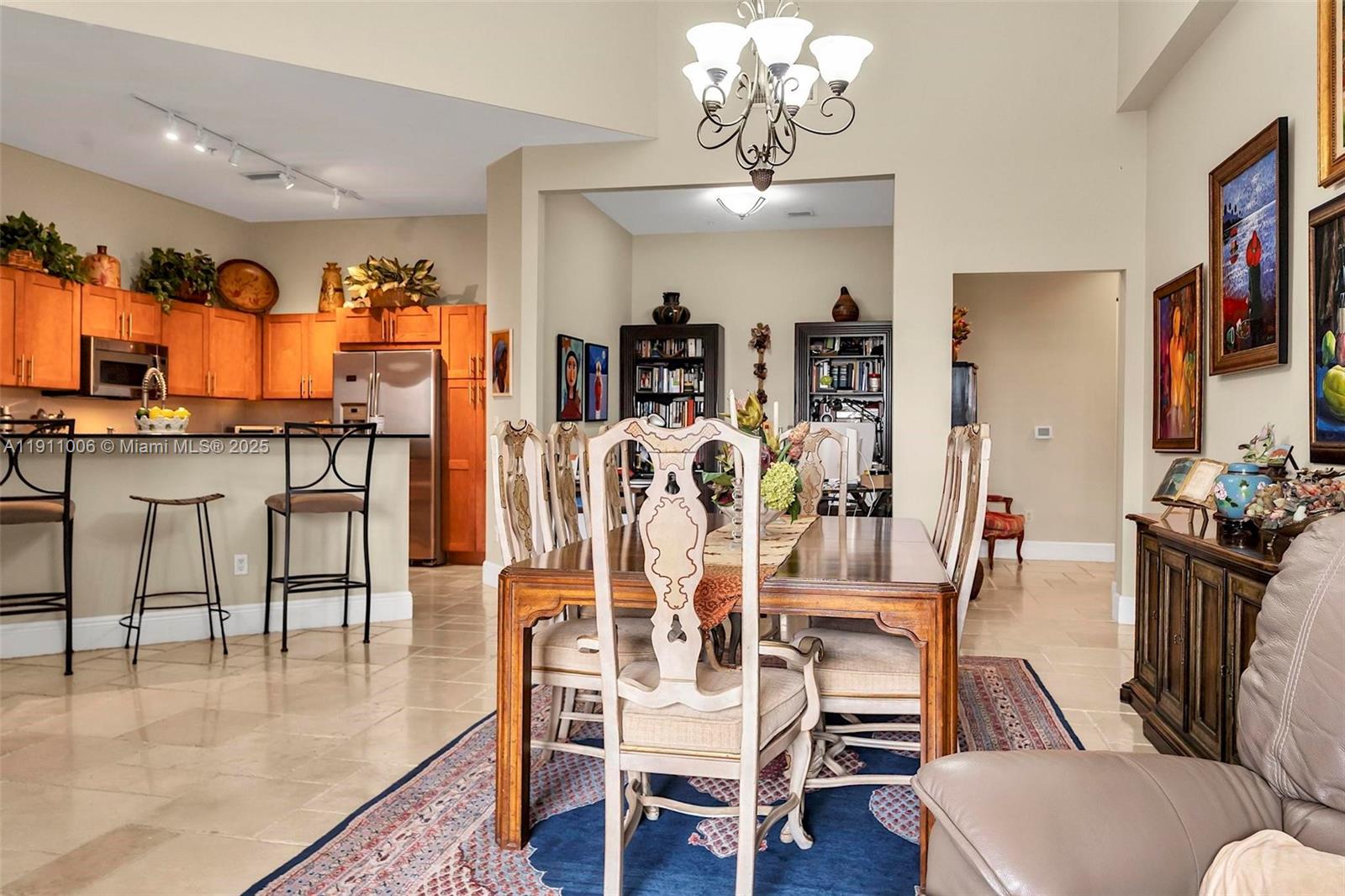 COLONNADE AT DADELAND SE - Residential