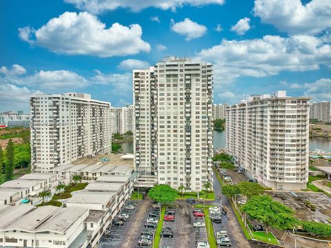 2750 NE 183rd St 1107 Aventura FL 33160