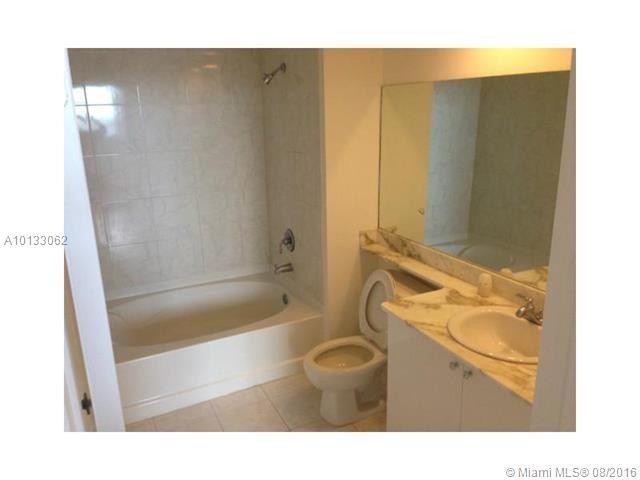 Venture/Aventura East Con - Residential Lease