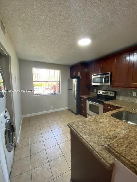 GRAND OASIS CONDO - Land
