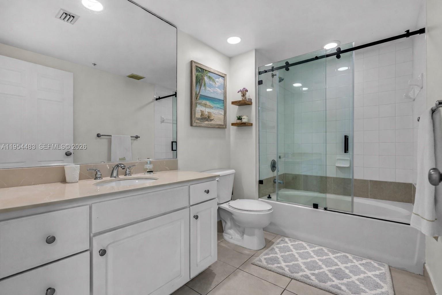 2000 N Bayshore Dr 909