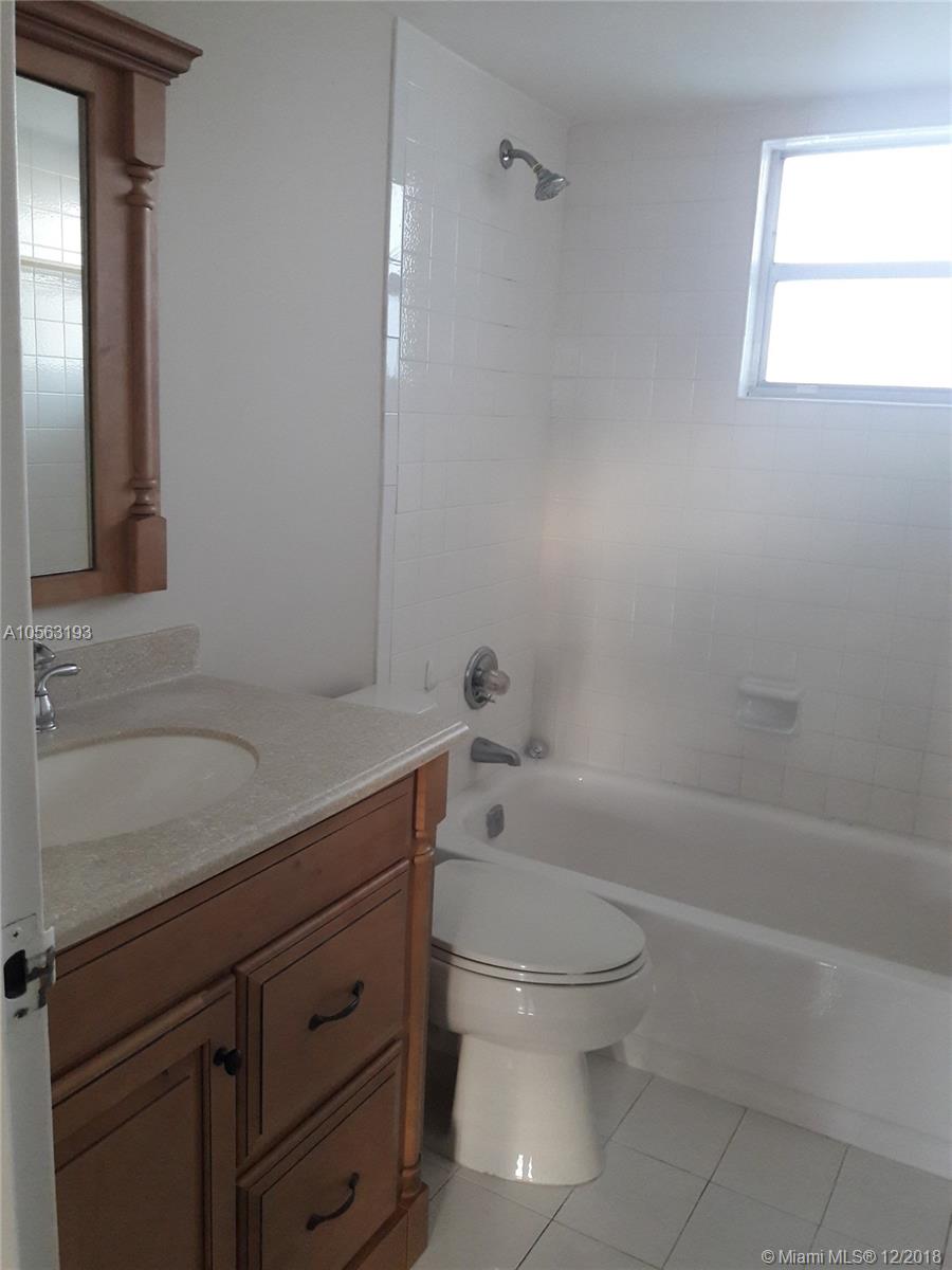 EL CONQUISTADOR NORTH CON - Residential Lease