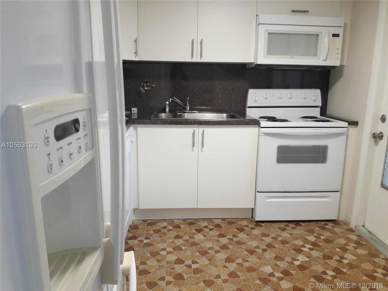 EL CONQUISTADOR NORTH CON - Residential Lease