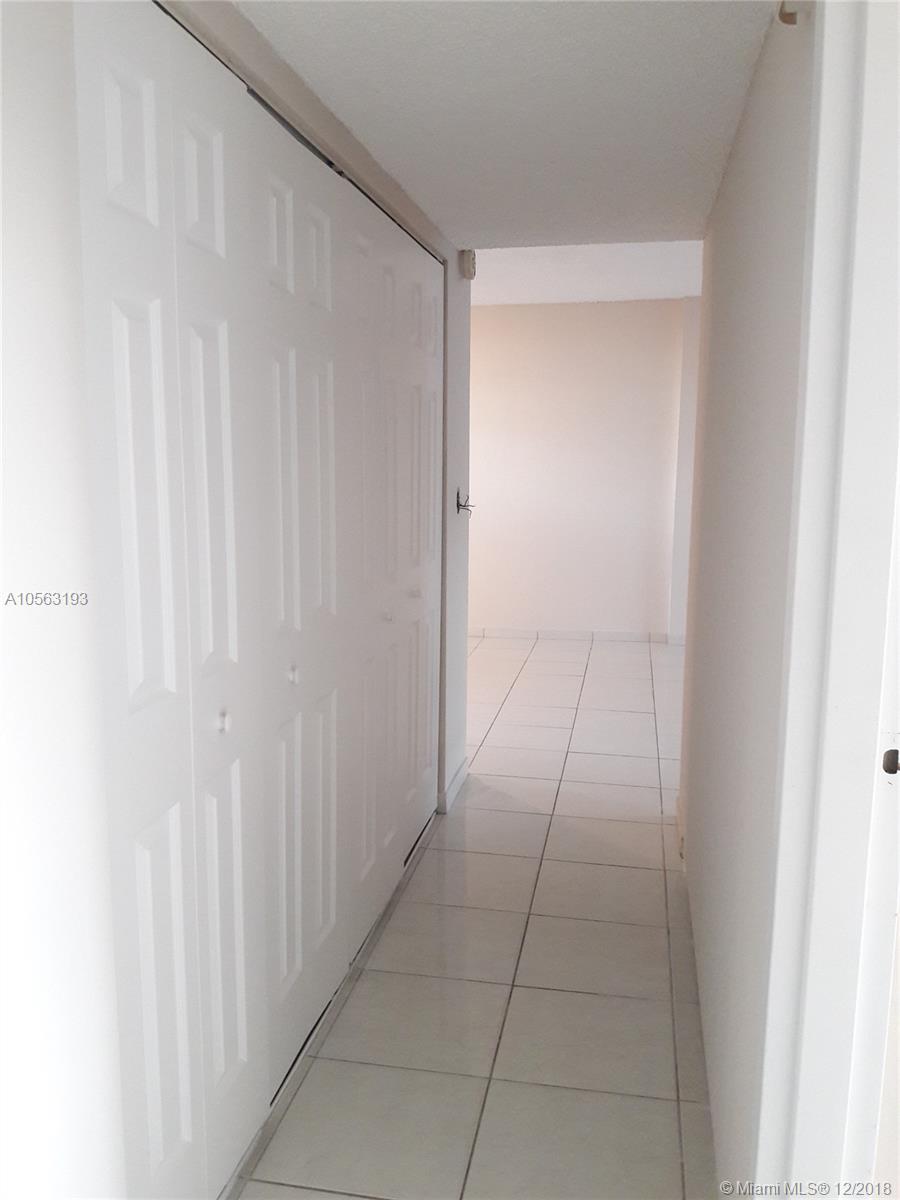 EL CONQUISTADOR NORTH CON - Residential Lease