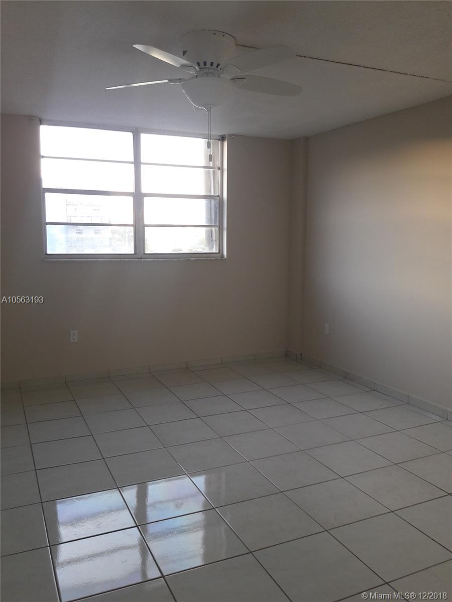 EL CONQUISTADOR NORTH CON - Residential Lease