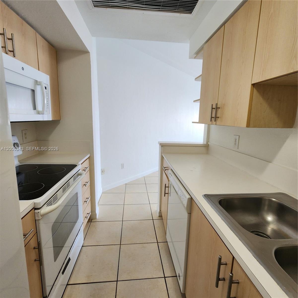 RIVE MARSEILLES CONDO - Residential