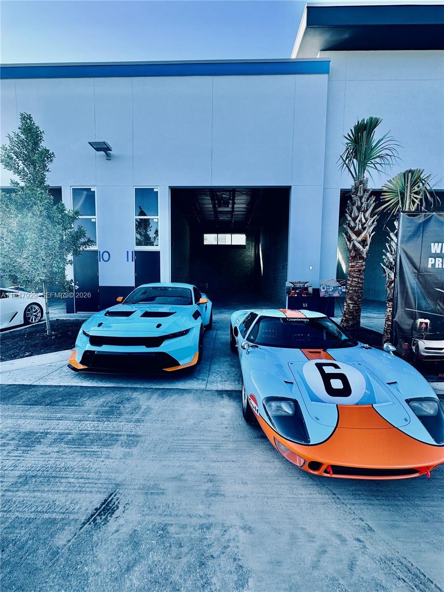 15375 Corporate Rd 17