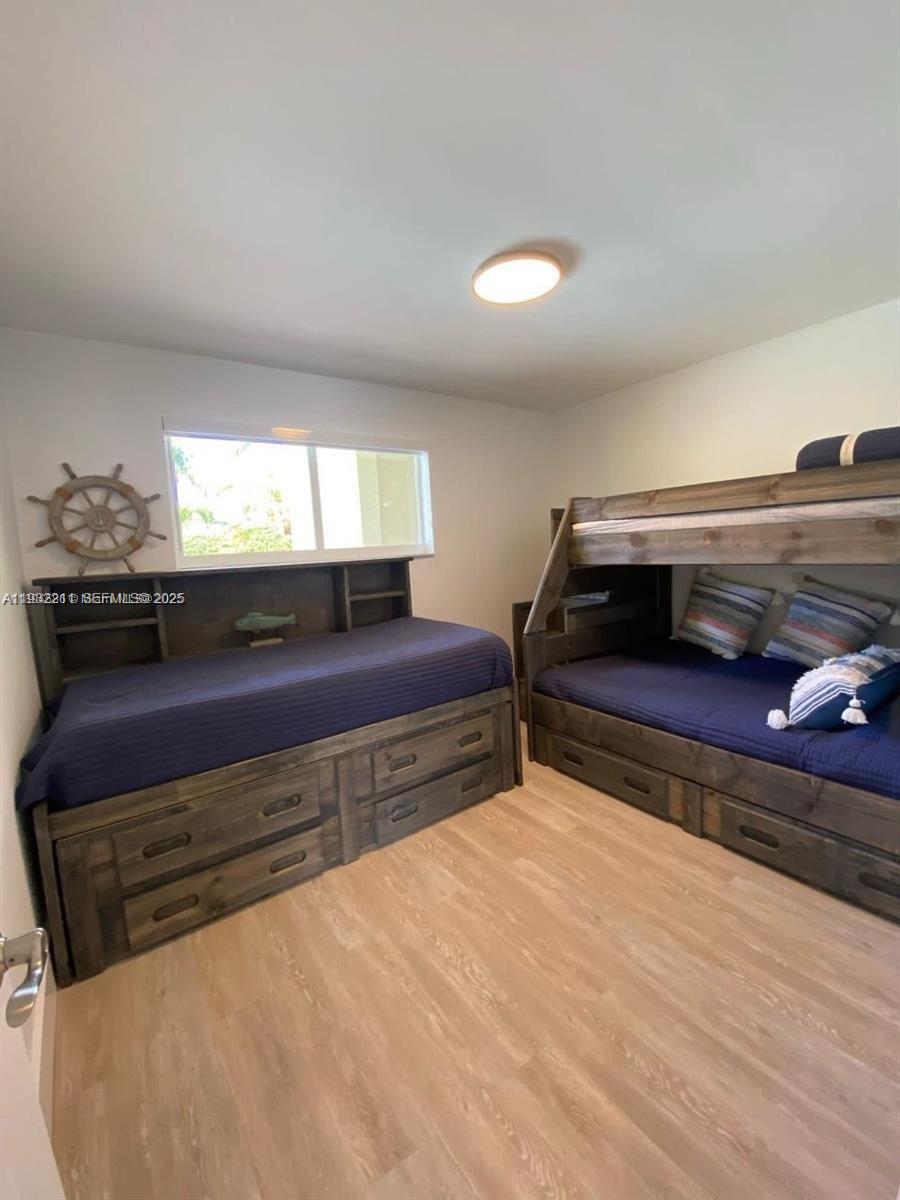 LA MAR BREEZE CONDO - Residential Lease