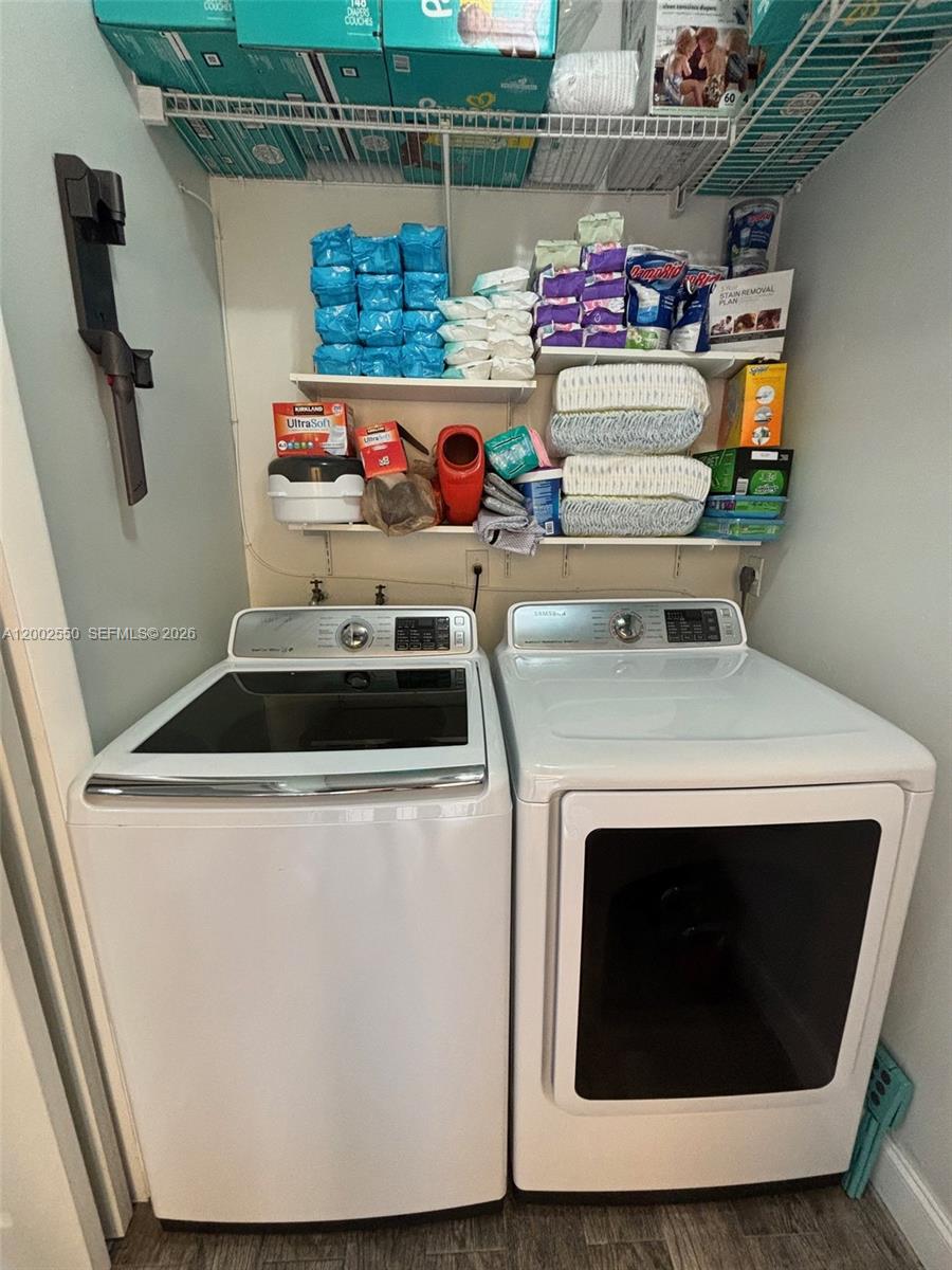 TARACOMA TOWNHOMES CONDO - Residential