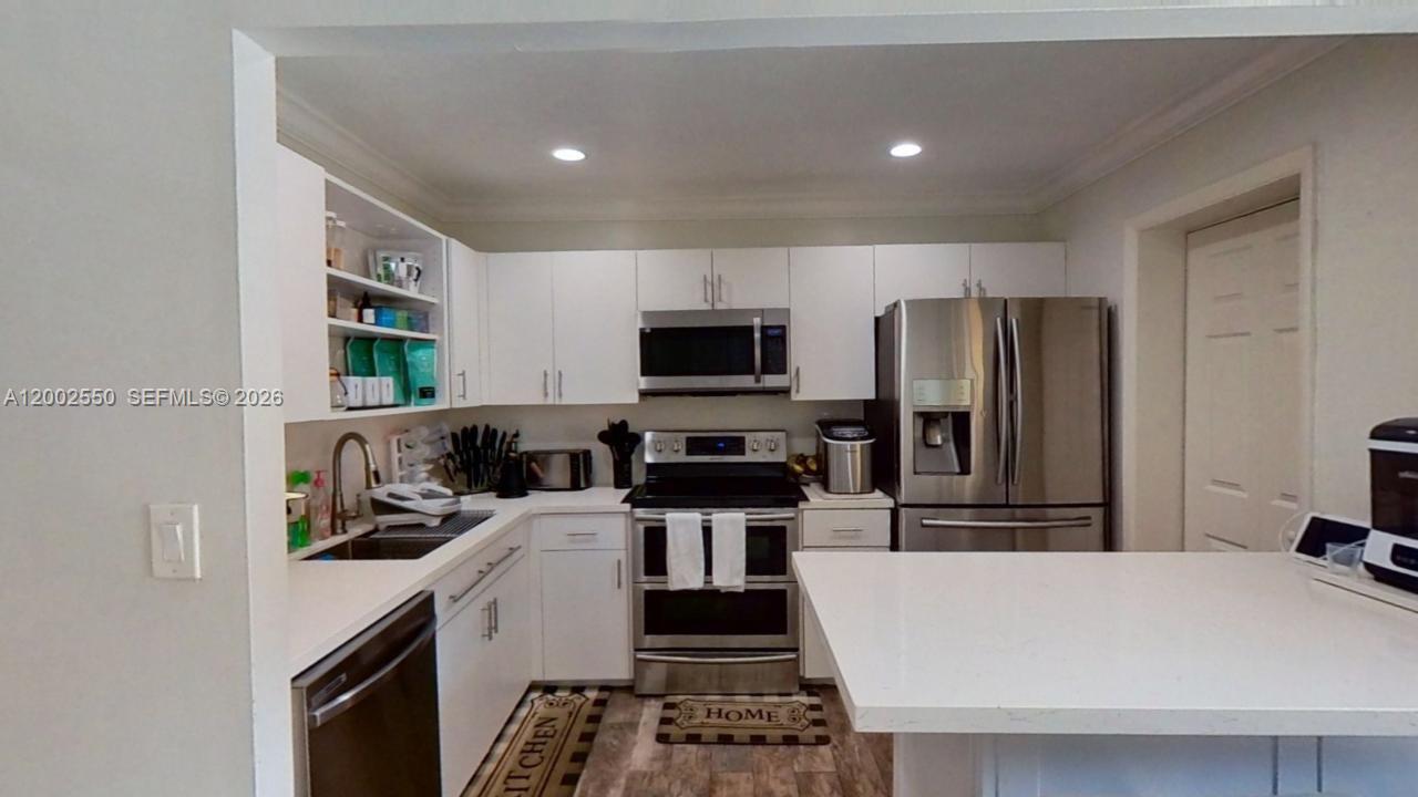 TARACOMA TOWNHOMES CONDO - Residential