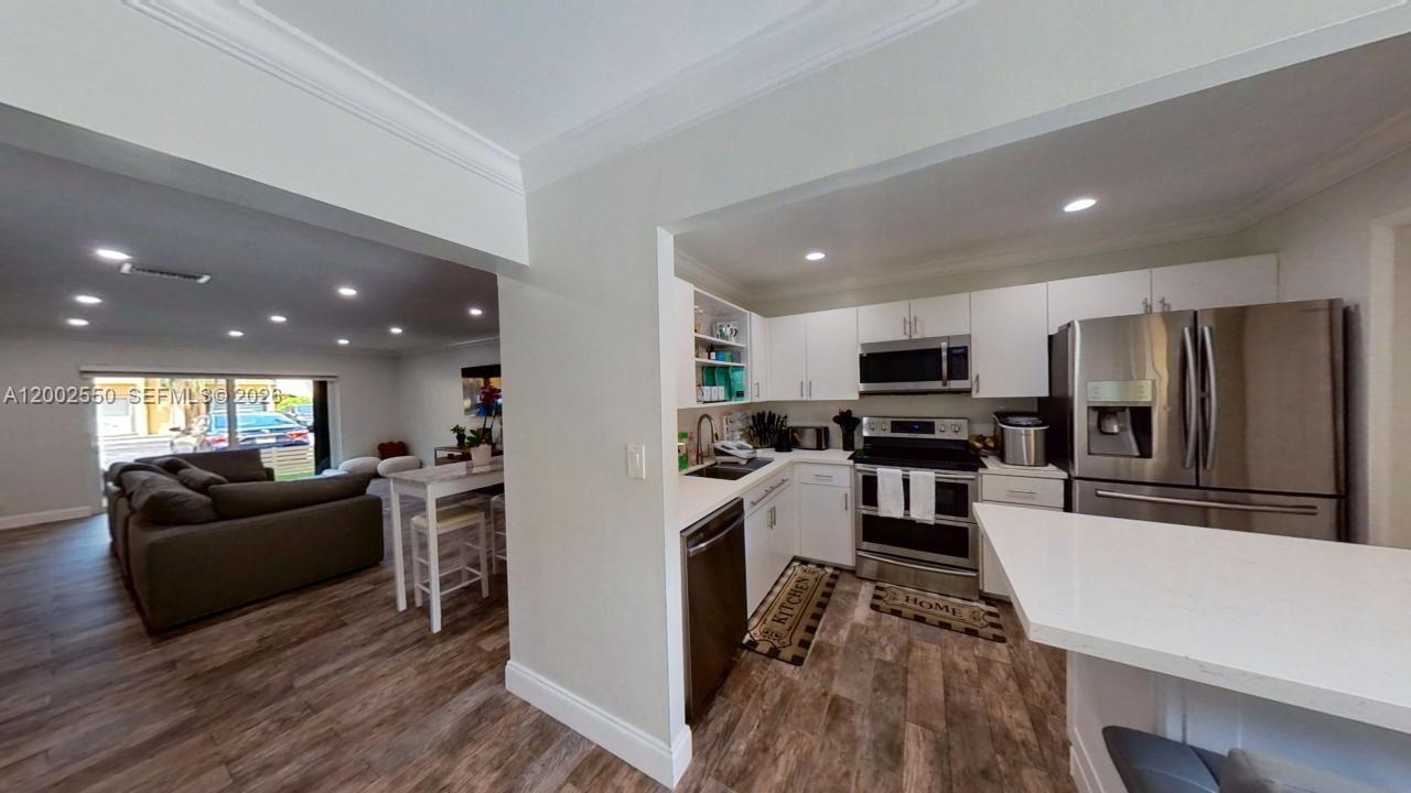 TARACOMA TOWNHOMES CONDO - Residential