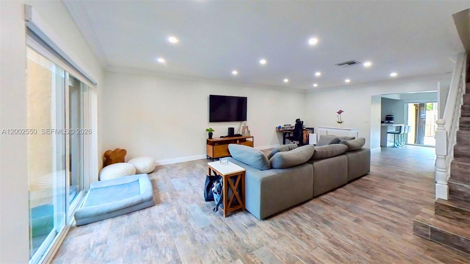 TARACOMA TOWNHOMES CONDO - Residential