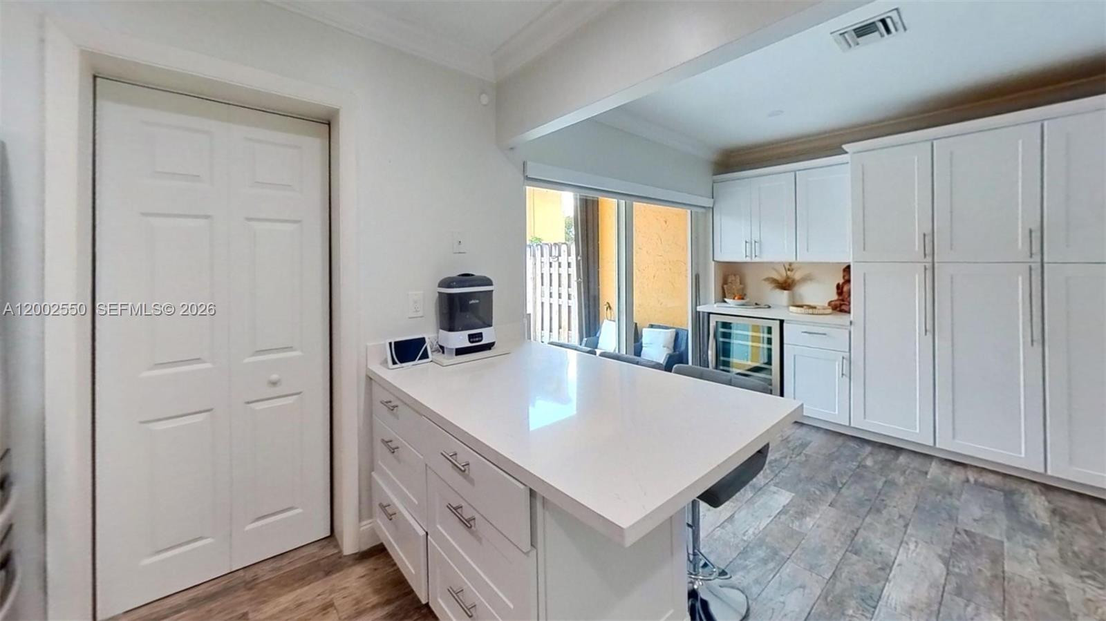 TARACOMA TOWNHOMES CONDO - Residential