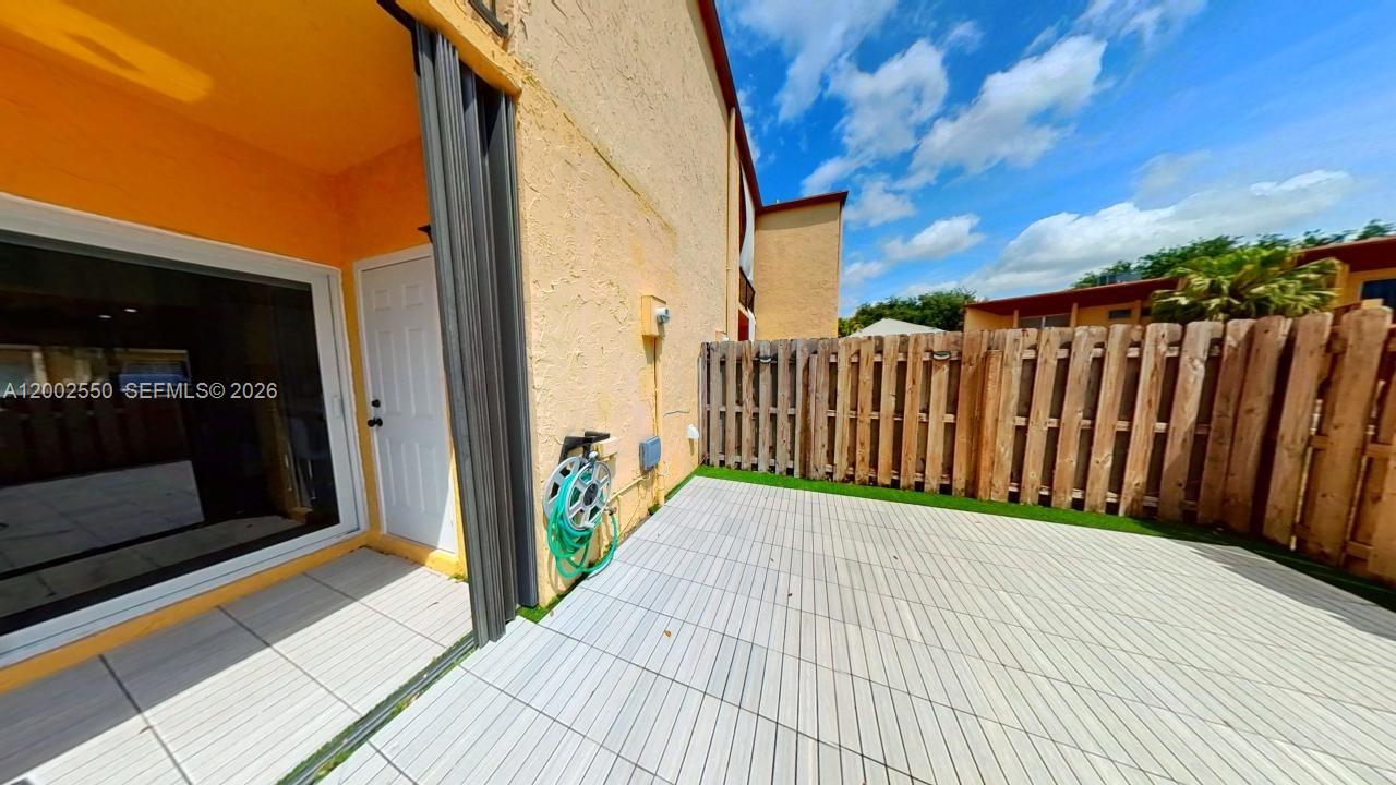 TARACOMA TOWNHOMES CONDO - Residential