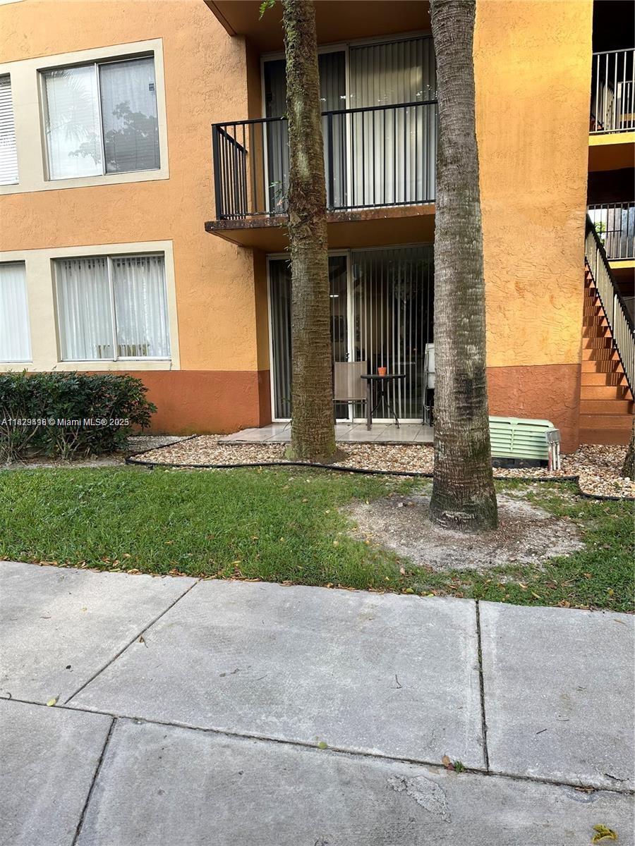 LAKES OF JACARANDA CONDO - Residential Lease