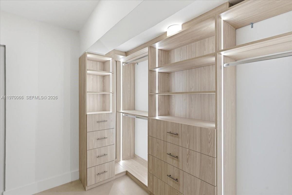 CORAL GATE SEC B - Residential