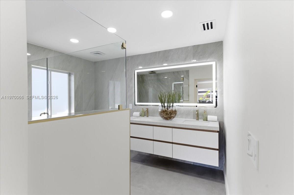 CORAL GATE SEC B - Residential