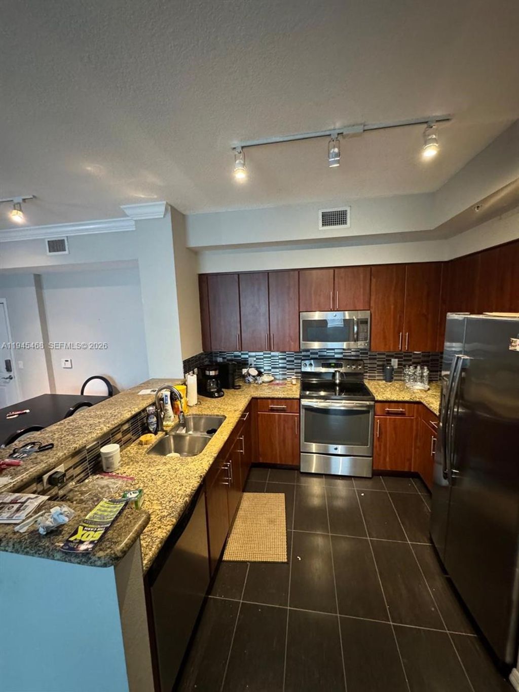 Photo of 2421 NE 65th St #611, Fort Lauderdale, FL 33308 (MLS # A11945468)