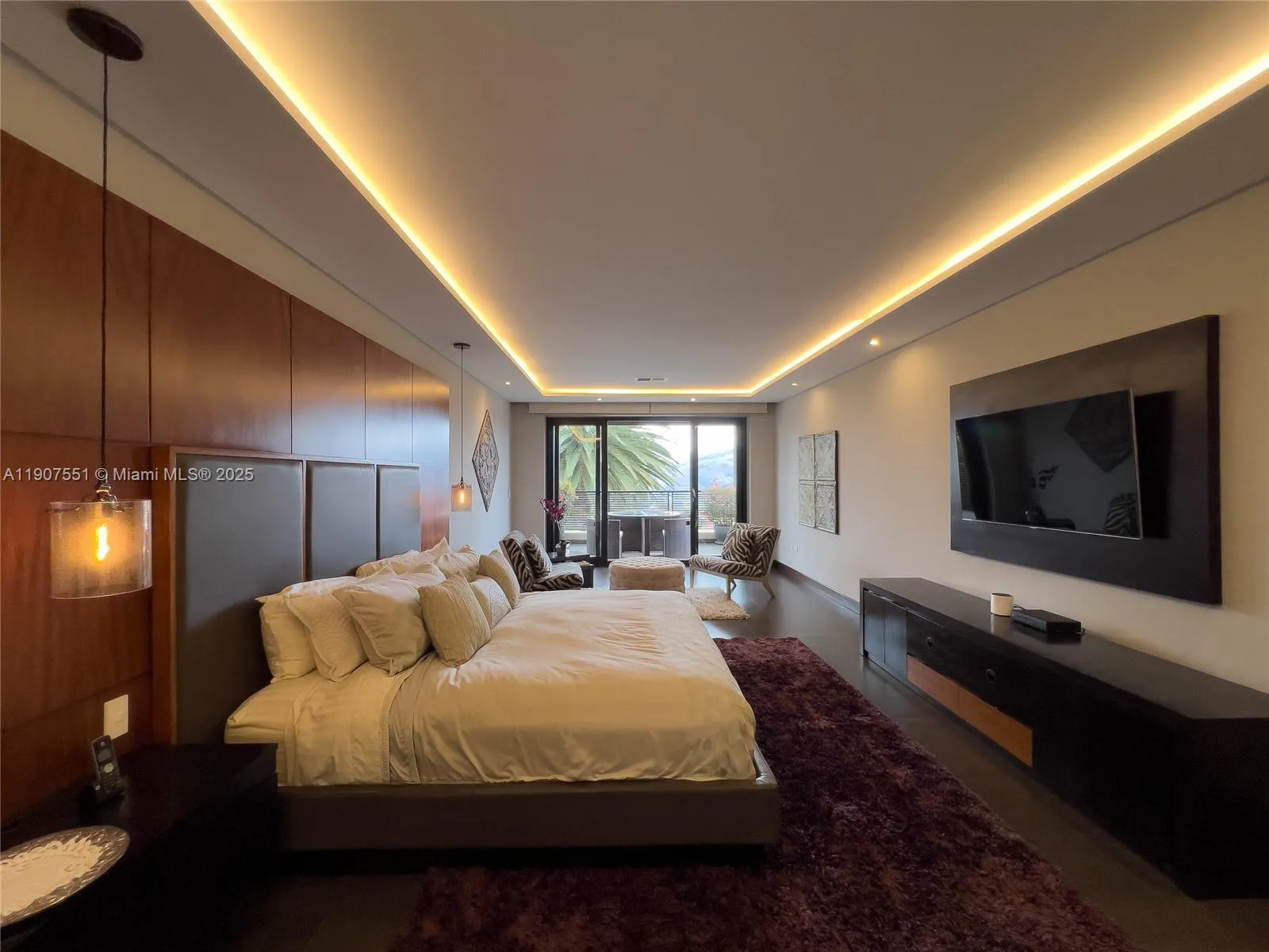 Ecuador, 8 Bedrooms Bedrooms, ,11 BathroomsBathrooms,Residential,Active,254327