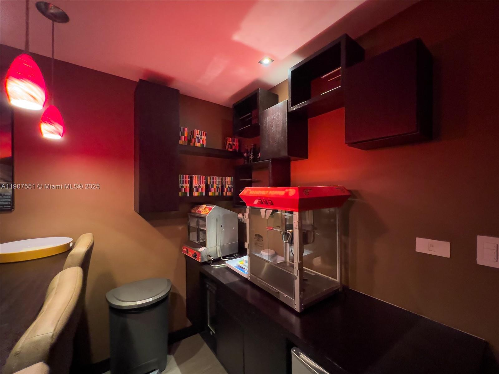 Rincon Del Valle - Residential