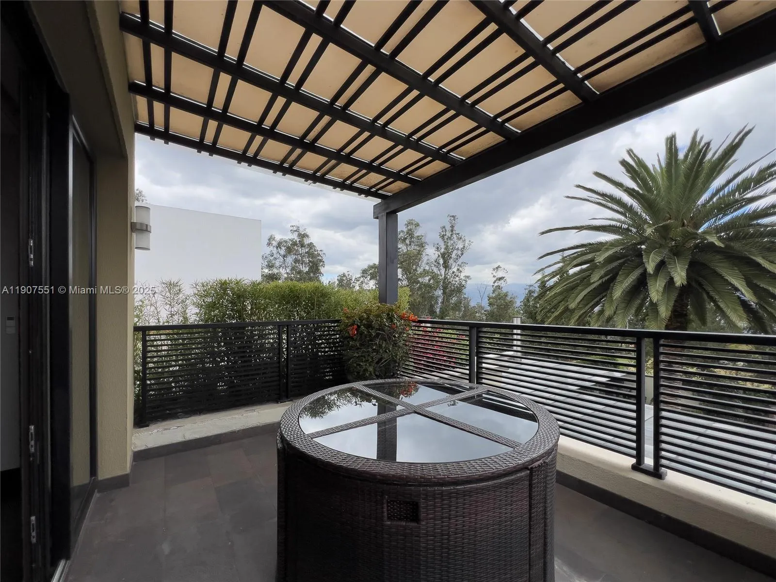 Ecuador, 8 Bedrooms Bedrooms, ,11 BathroomsBathrooms,Residential,Active,254327