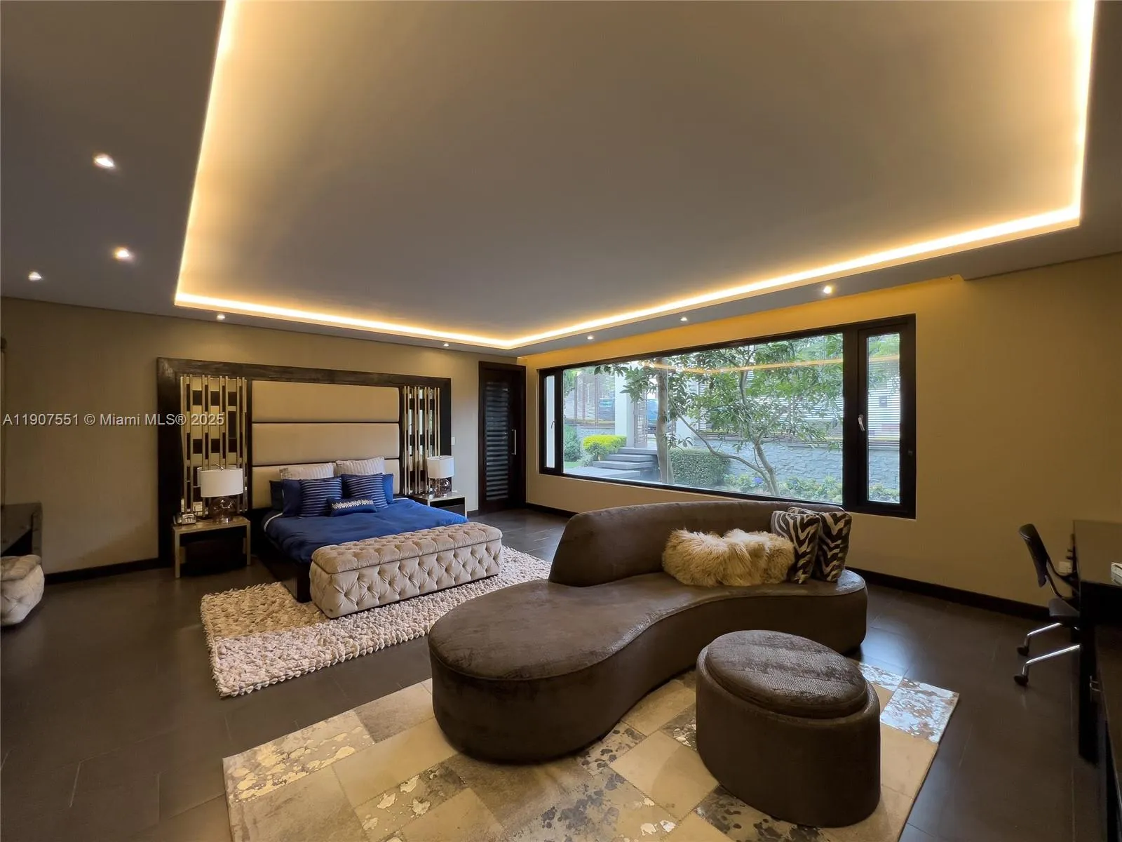 Ecuador, 8 Bedrooms Bedrooms, ,11 BathroomsBathrooms,Residential,Active,254327