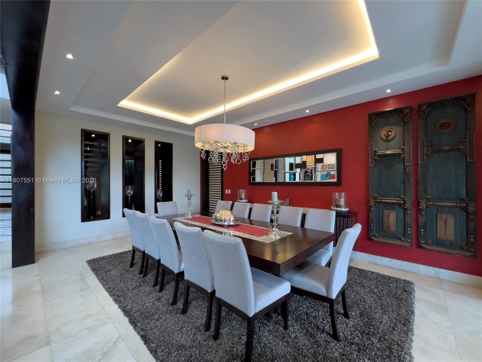 Ecuador, 8 Bedrooms Bedrooms, ,11 BathroomsBathrooms,Residential,Active,254327