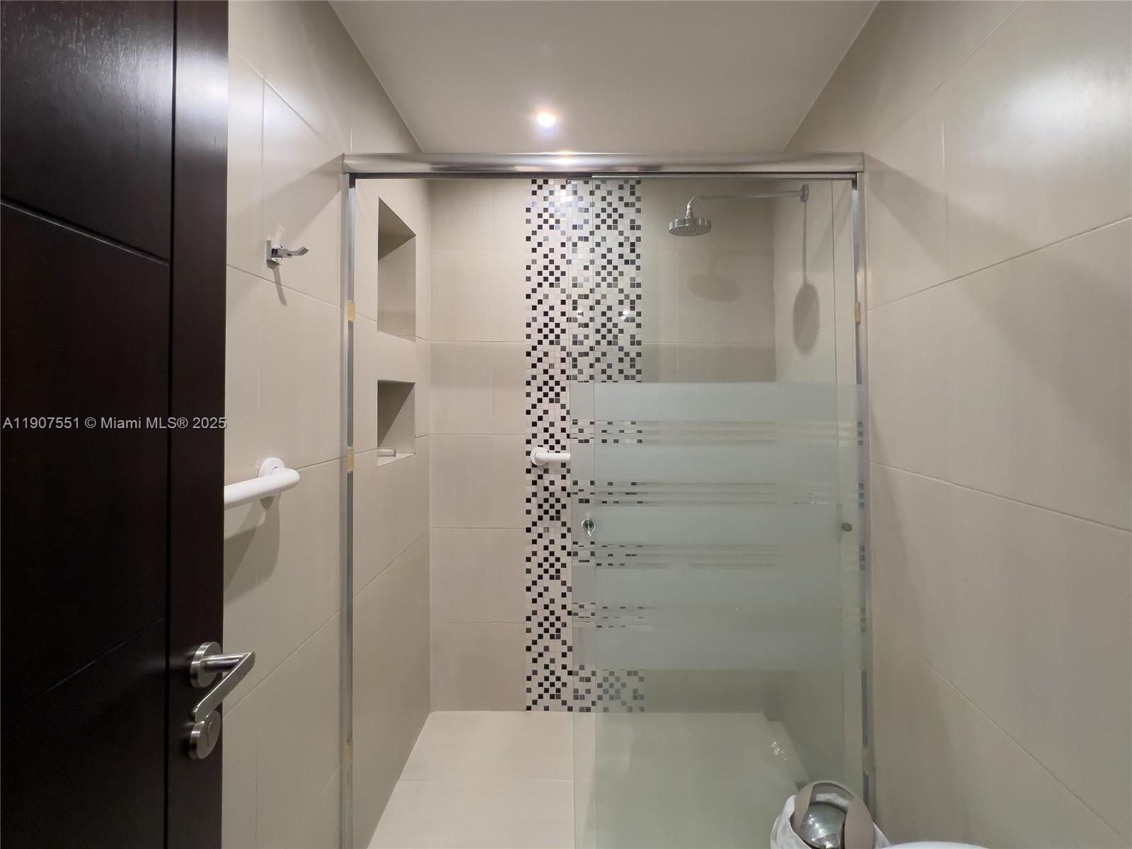 Rincon Del Valle - Residential