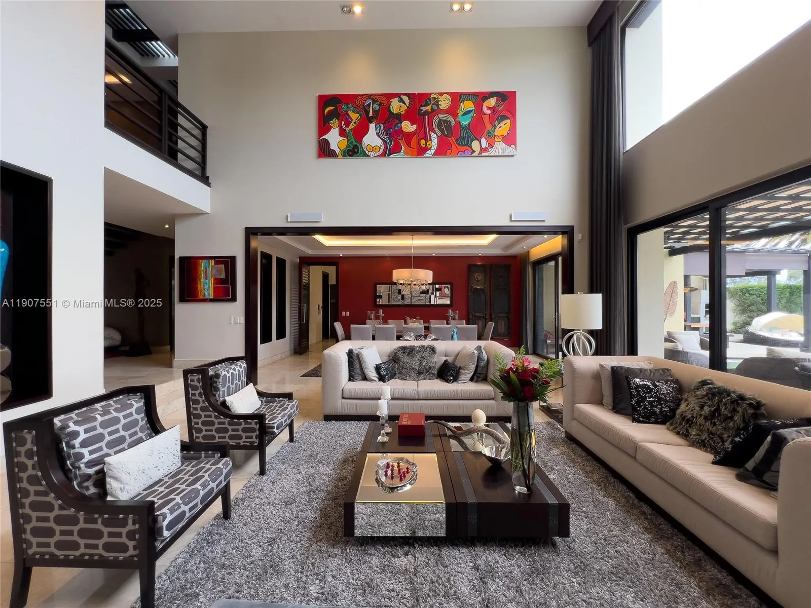 Ecuador, 8 Bedrooms Bedrooms, ,11 BathroomsBathrooms,Residential,Active,254327