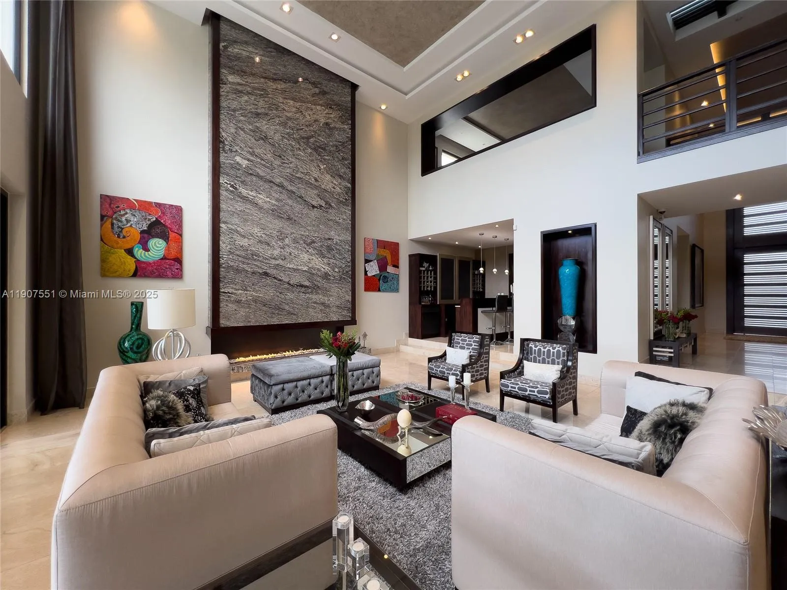 Ecuador, 8 Bedrooms Bedrooms, ,11 BathroomsBathrooms,Residential,Active,254327