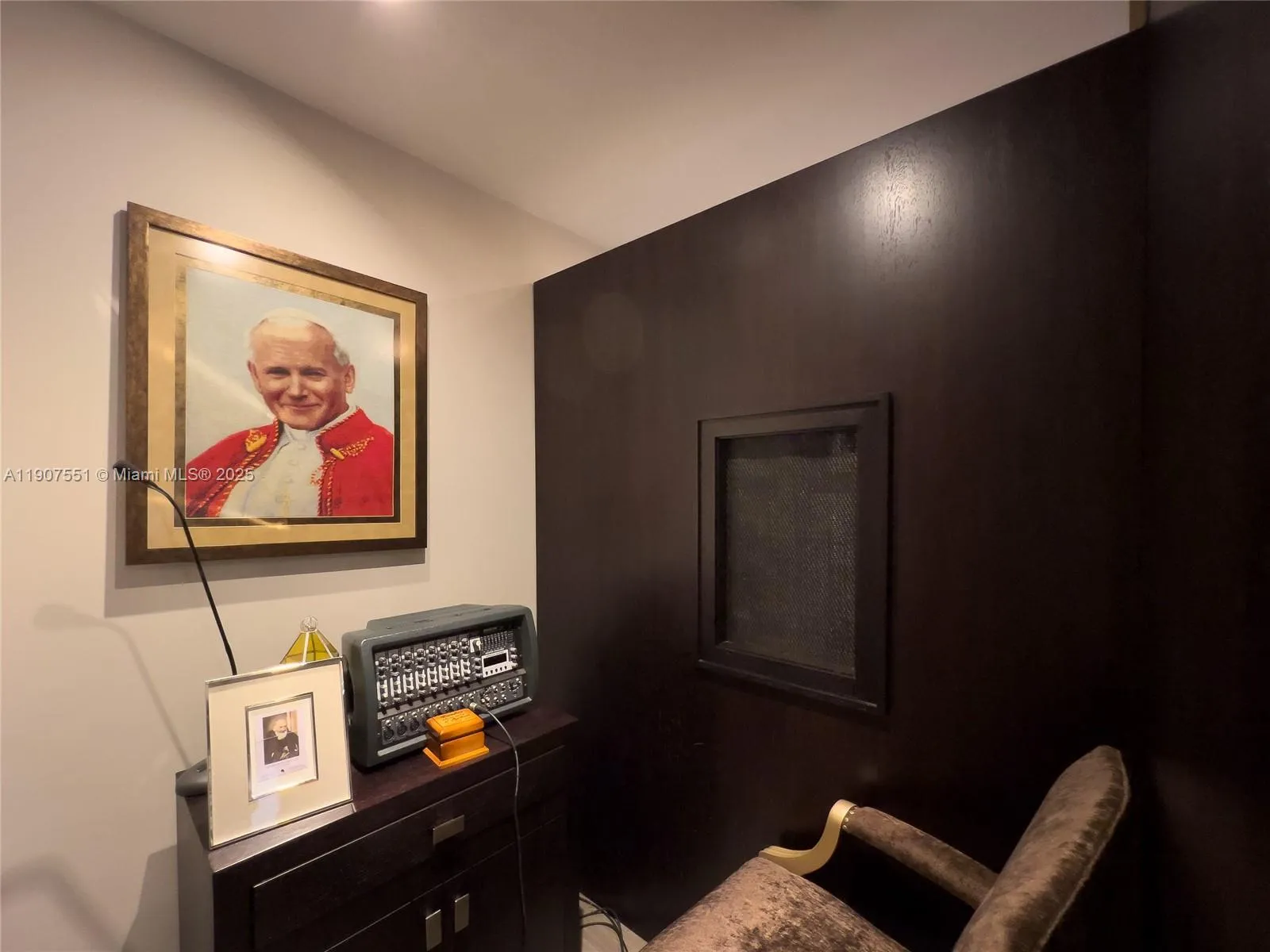 Ecuador, 8 Bedrooms Bedrooms, ,11 BathroomsBathrooms,Residential,Active,254327