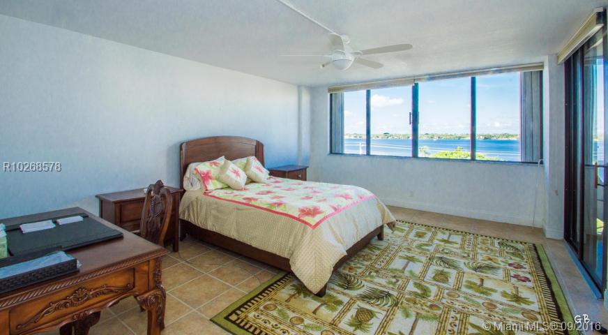 DORCHESTER - Residential