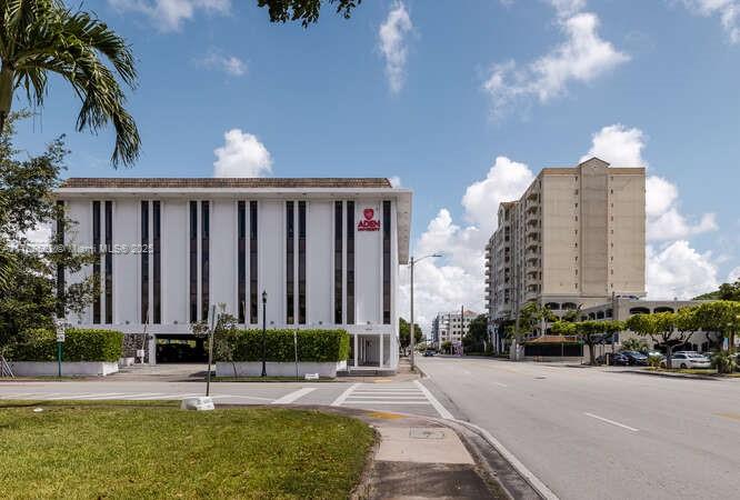 Conveniently located in Coral Gables in a well-maintained professional building, Suite 304 is fully built out and ready for all types of professional uses. The space consists of 1576 sq ft, 3 private offices, and a huge open workspace that can accommodate numerous workstations and a flexible layout. Open kitchen area. The offices at 2850 Douglas Road are in the perfect location for businesses seeking a premium office space in a thriving community. Ideal for entrepreneurs, startups, and established businesses. This building offers easy access to the best dining, shopping, and entertainment the city has to offer. Make a lasting impression on clients by choosing 2850 Douglas Road as your business's new home.