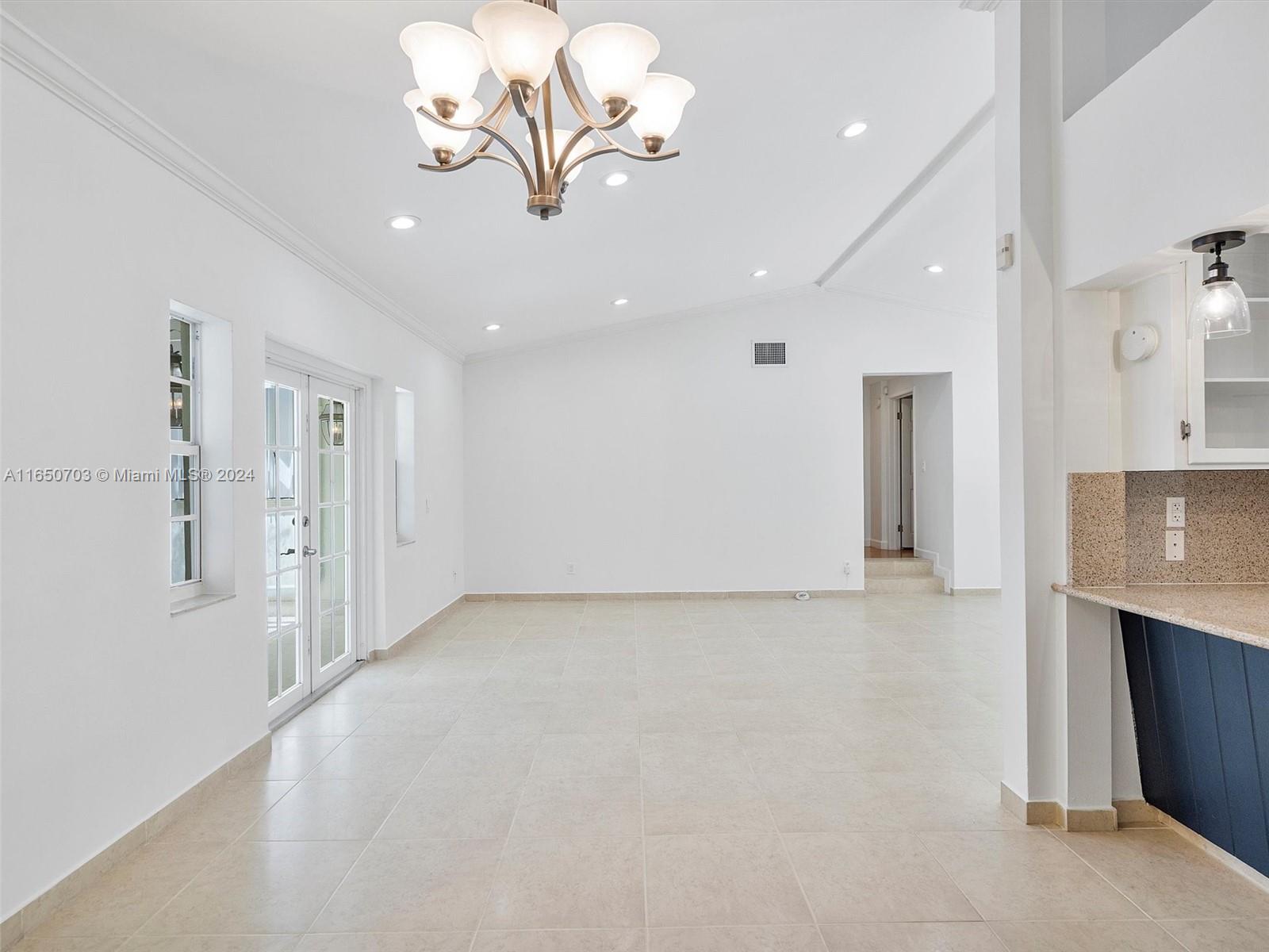 CG RIVIERA SEC 3 REV - Residential Lease