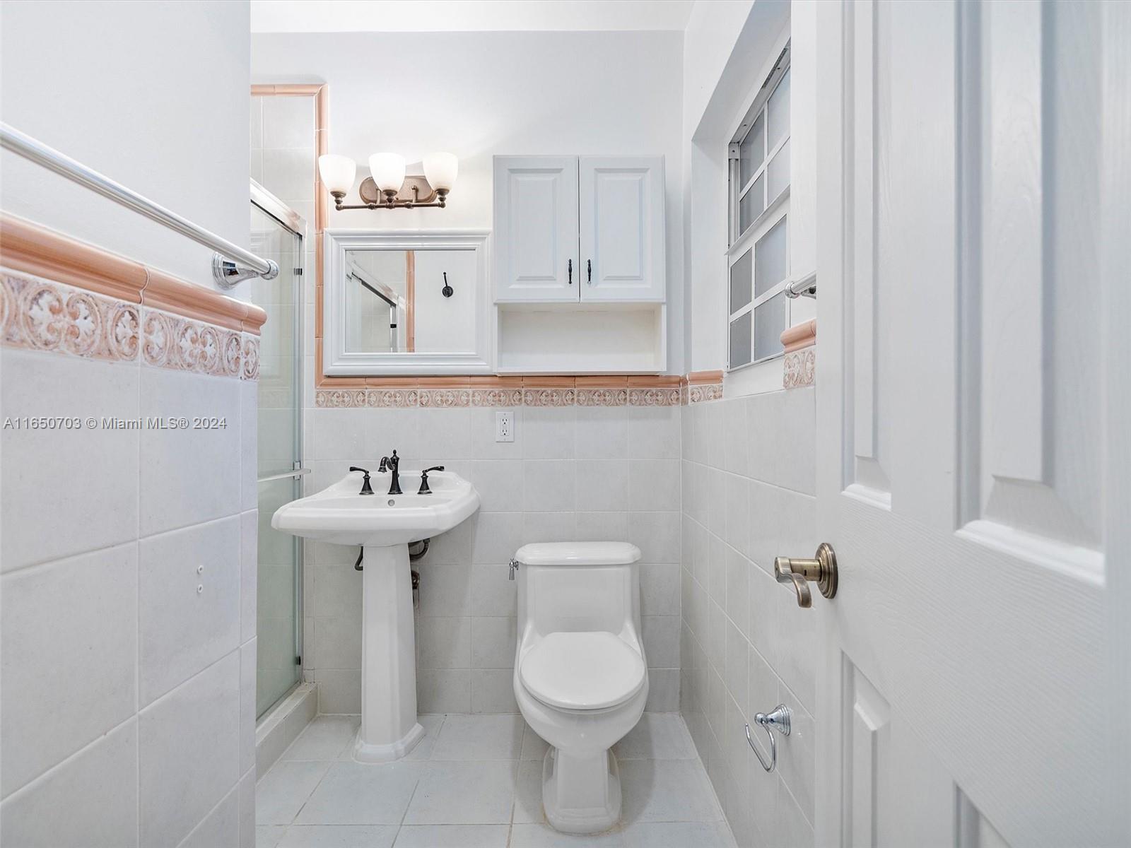 CG RIVIERA SEC 3 REV - Residential Lease