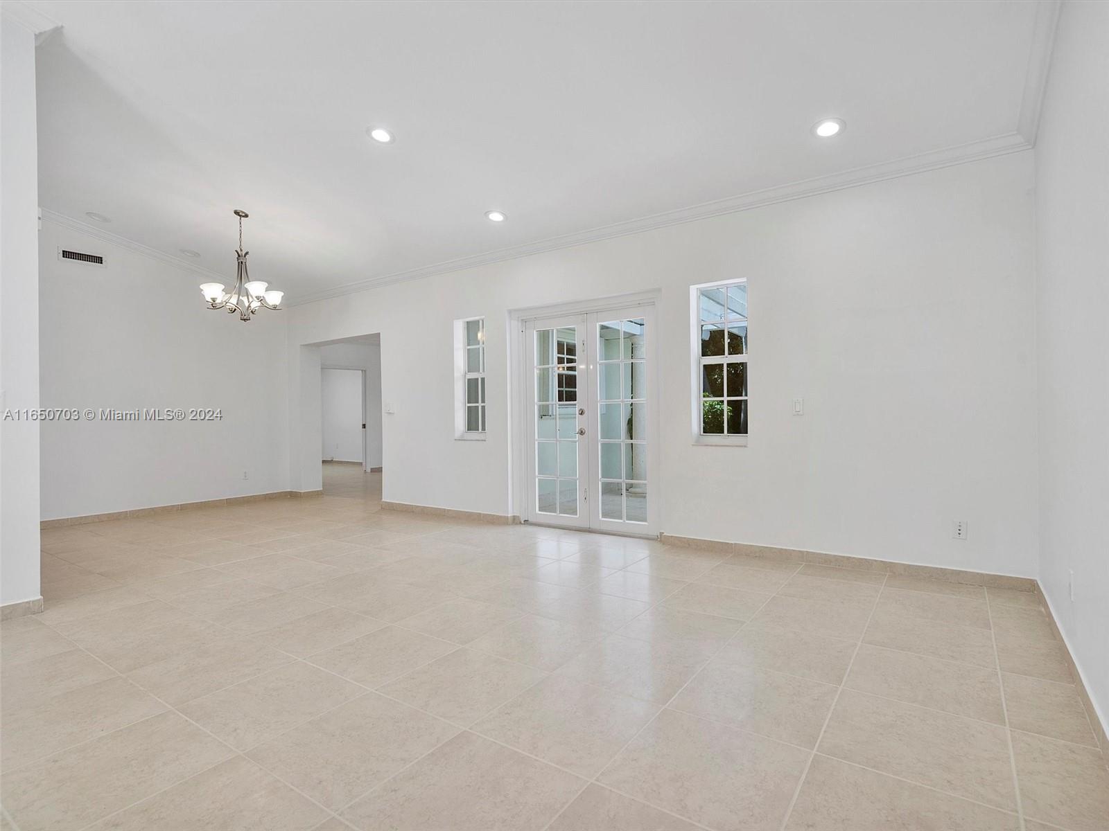 CG RIVIERA SEC 3 REV - Residential Lease