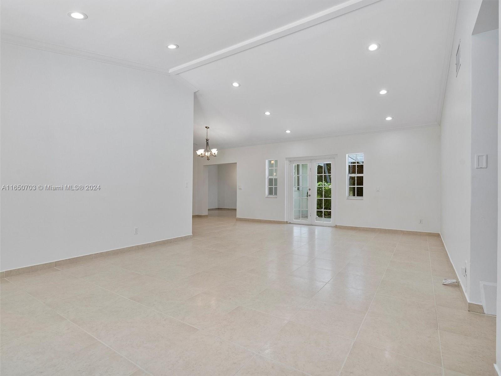 CG RIVIERA SEC 3 REV - Residential Lease