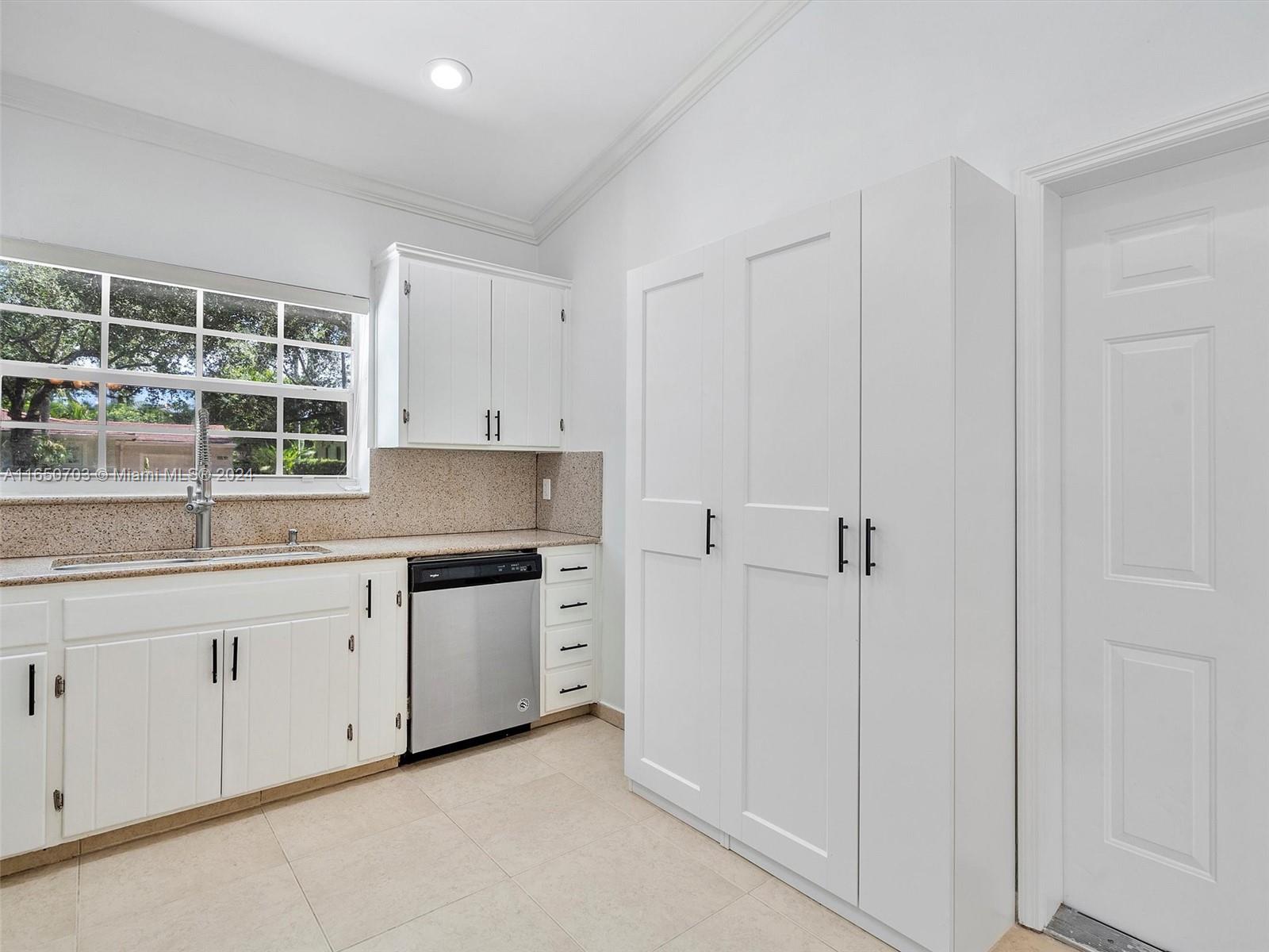 CG RIVIERA SEC 3 REV - Residential Lease