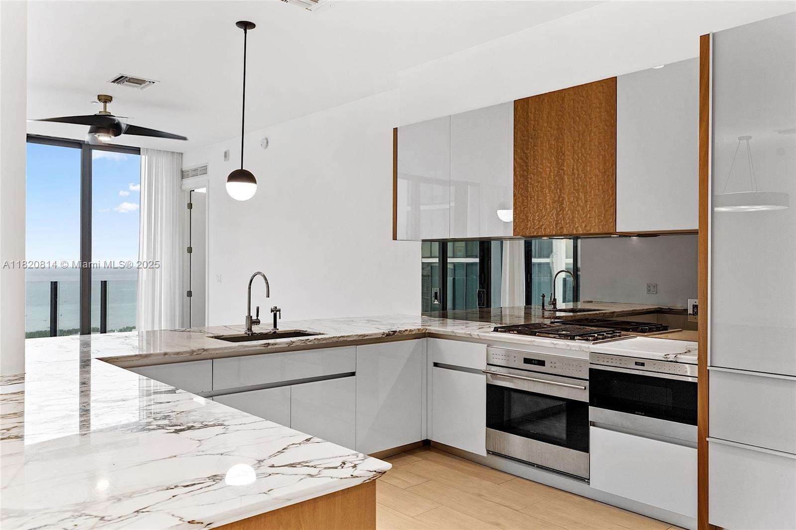 CLUB RESIDENCES AT PARK G - Residential Lease