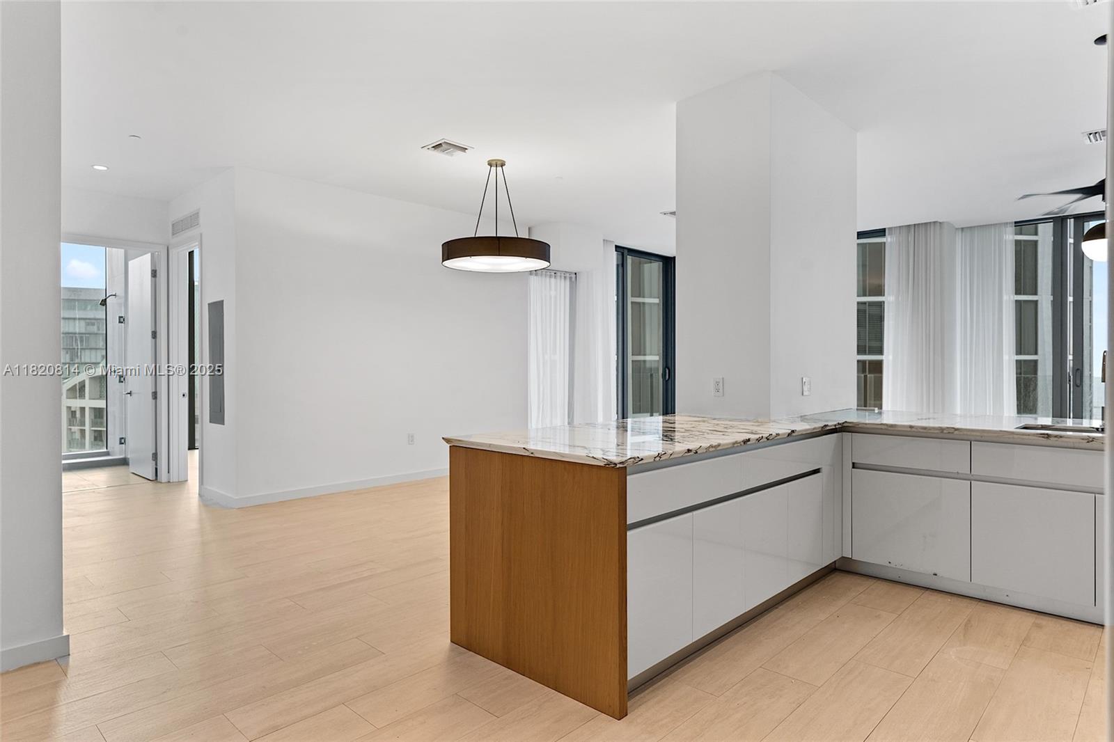 CLUB RESIDENCES AT PARK G - Residential Lease