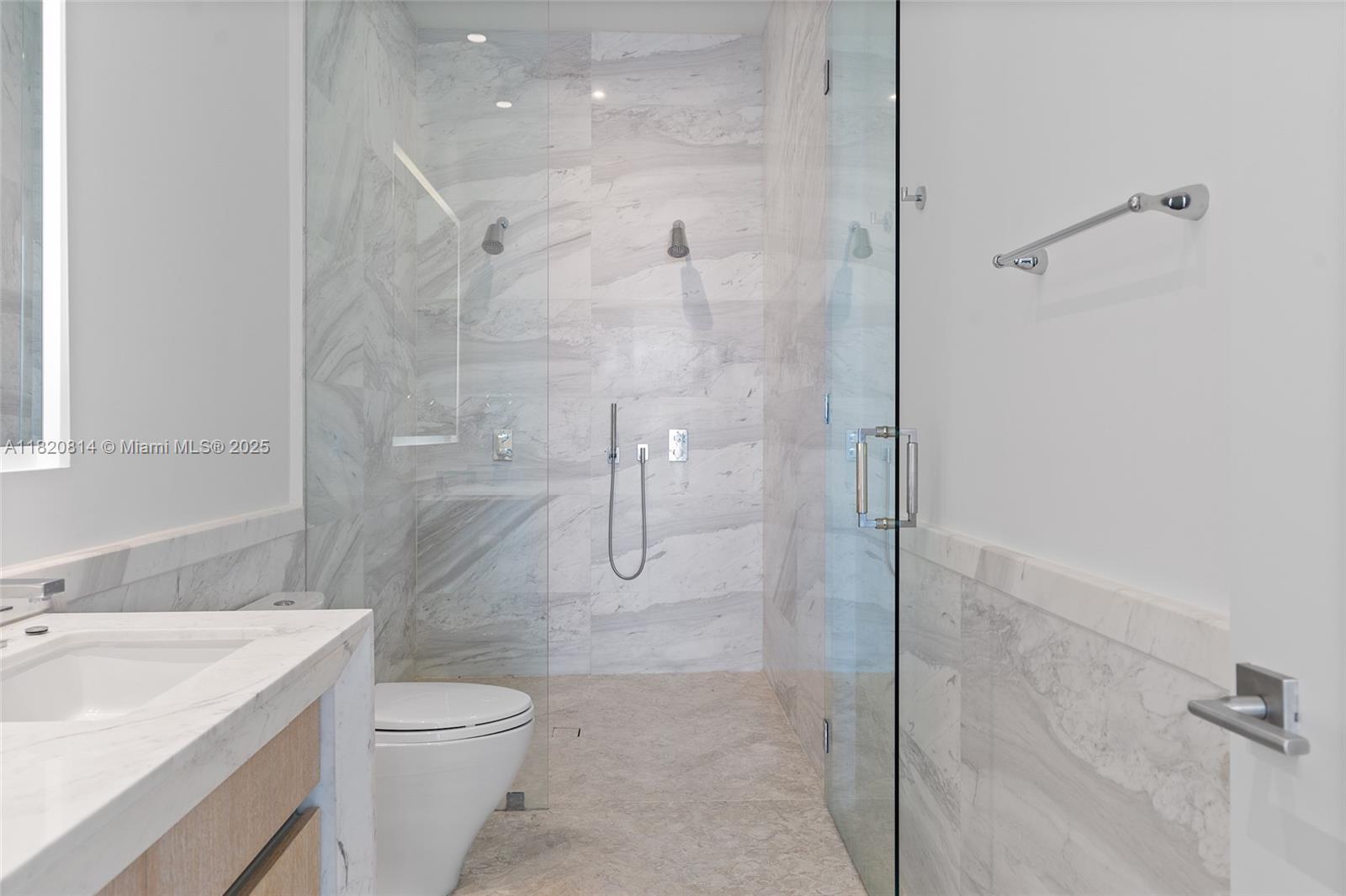 CLUB RESIDENCES AT PARK G - Residential Lease