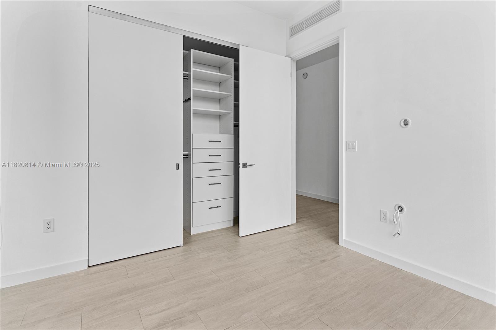 CLUB RESIDENCES AT PARK G - Residential Lease