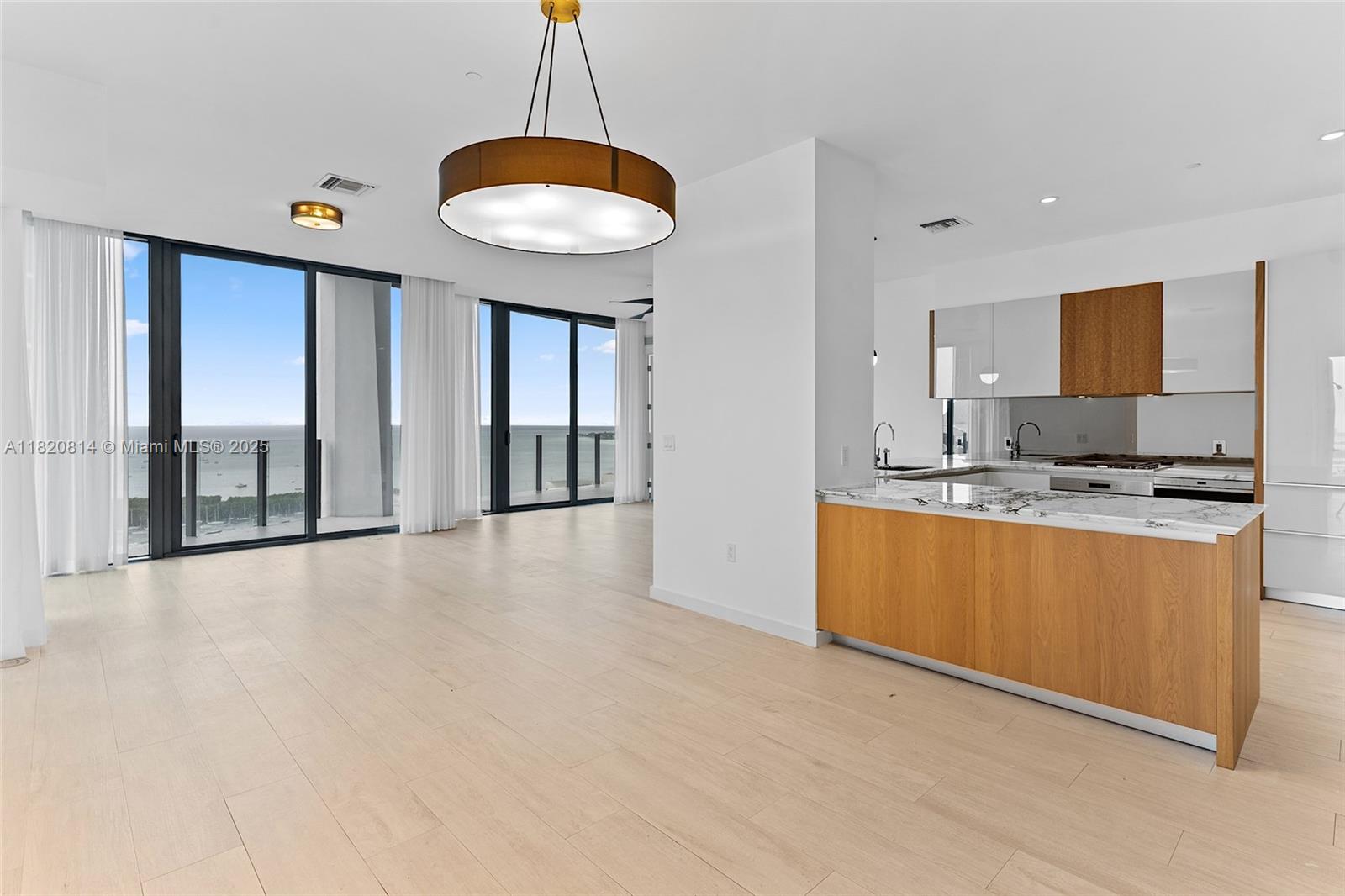 CLUB RESIDENCES AT PARK G - Residential Lease
