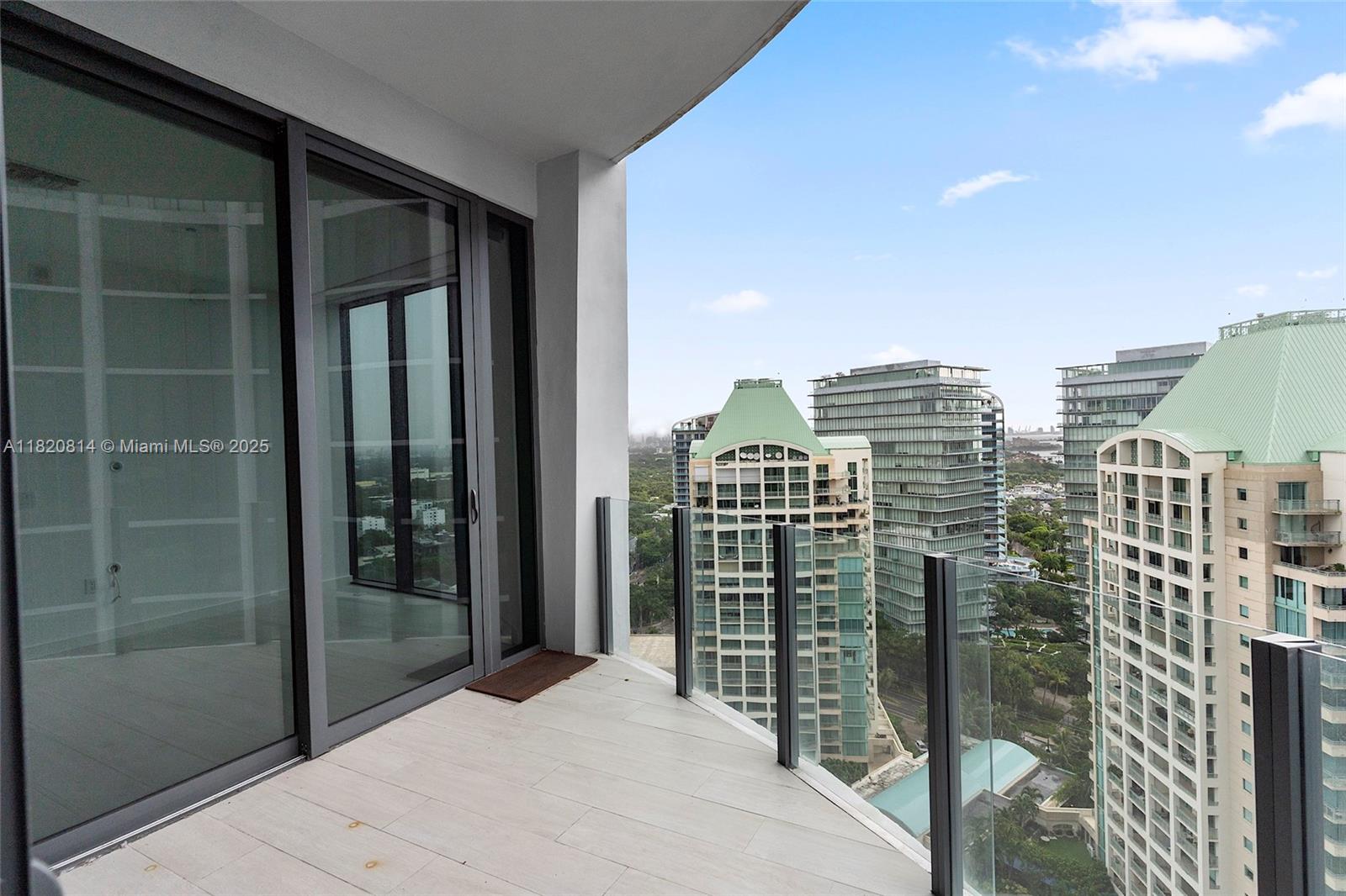 CLUB RESIDENCES AT PARK G - Residential Lease