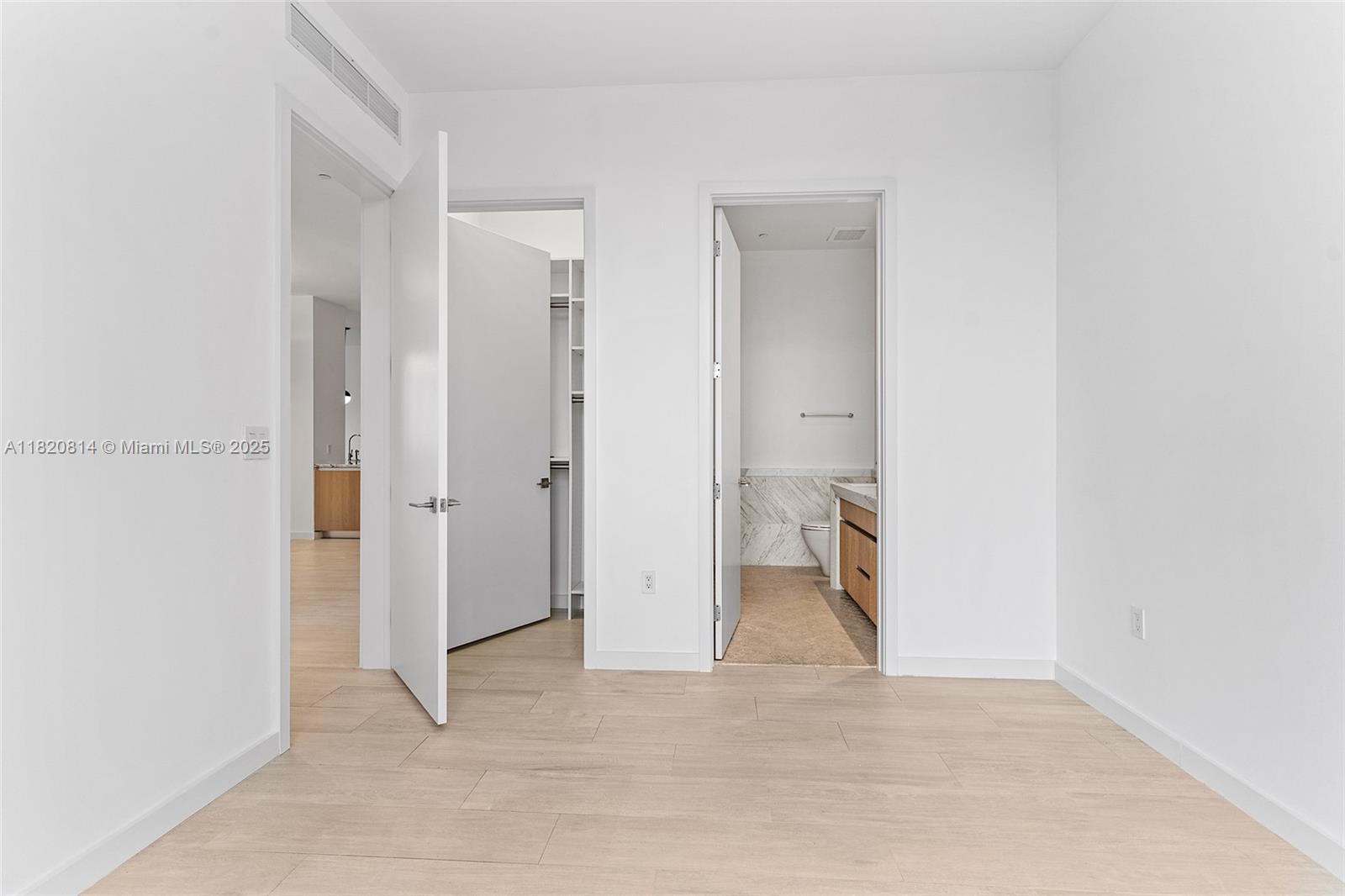 CLUB RESIDENCES AT PARK G - Residential Lease
