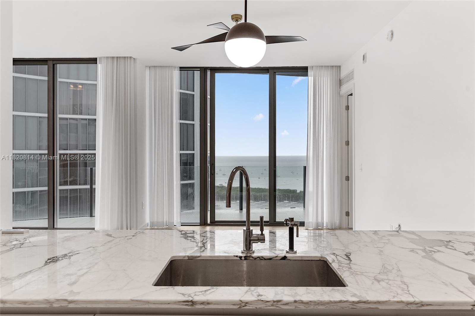 CLUB RESIDENCES AT PARK G - Residential Lease
