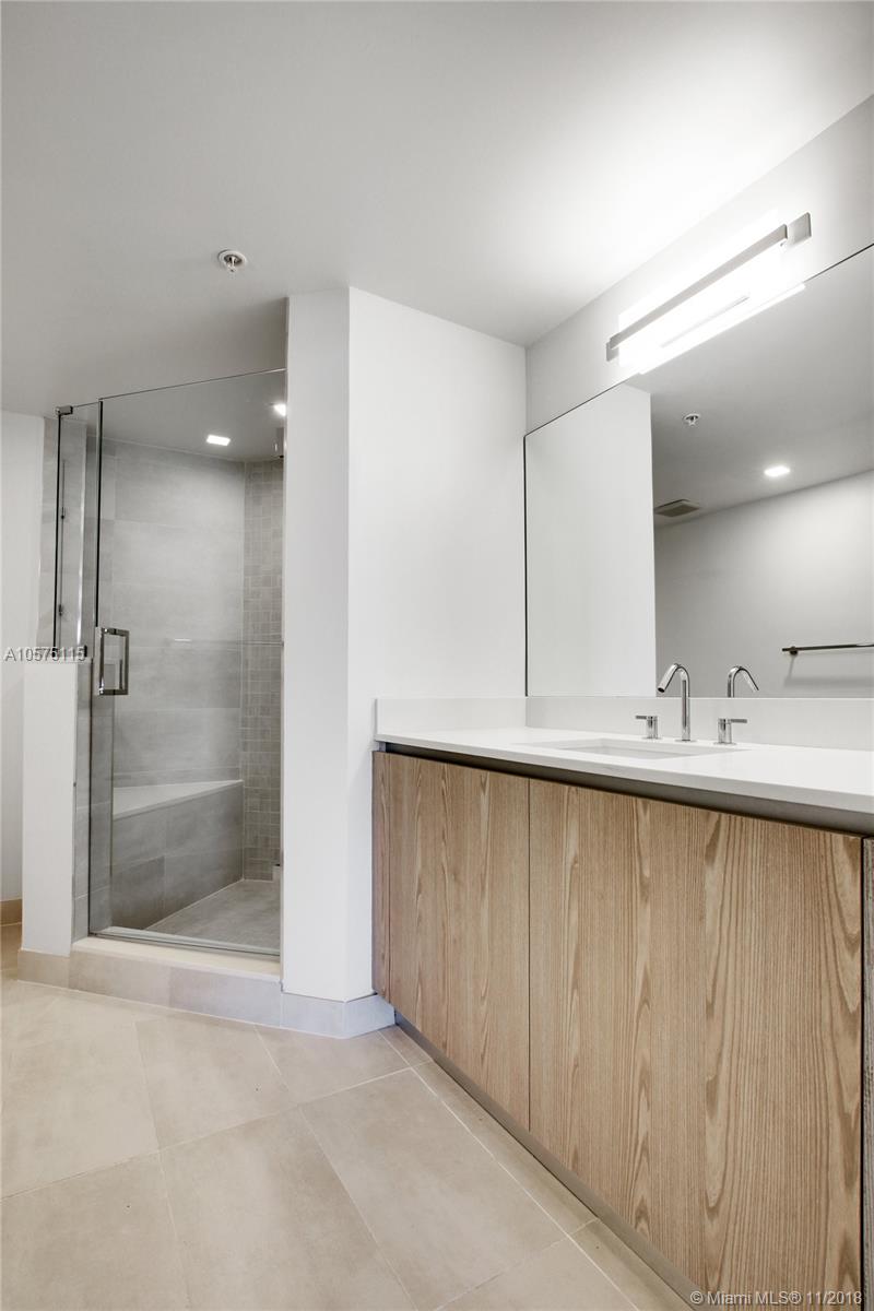 Flamingo South Beach - Residential Lease