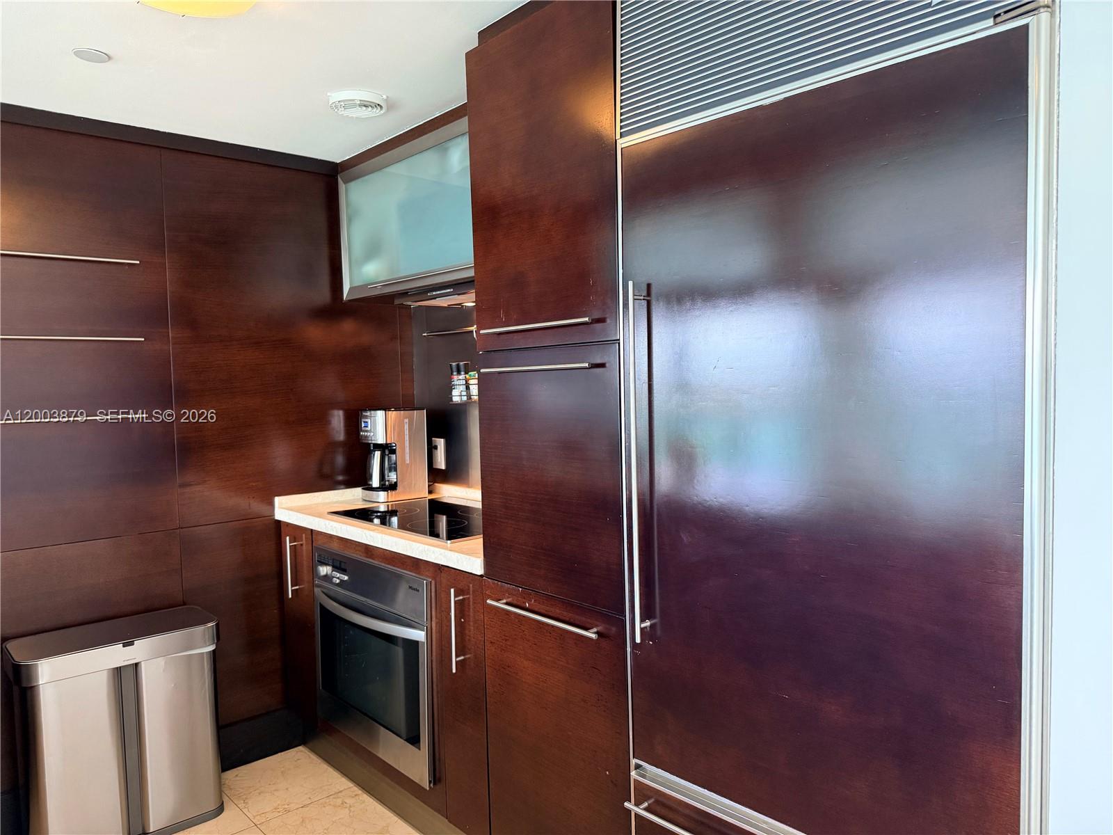 6000 INDIAN CREEK CONDO - Residential Lease