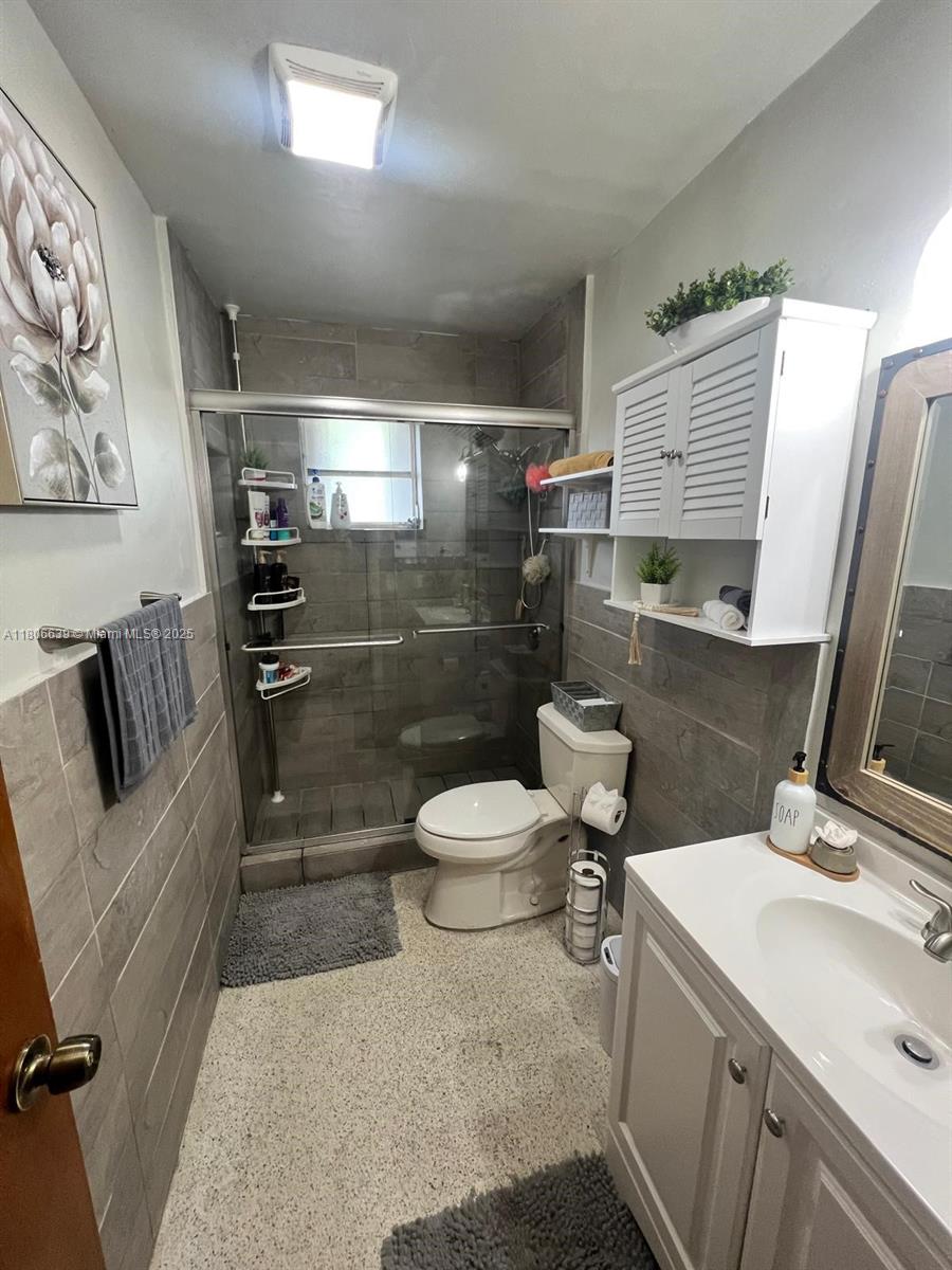 INDUSTRIAL CENTER - Residential Income