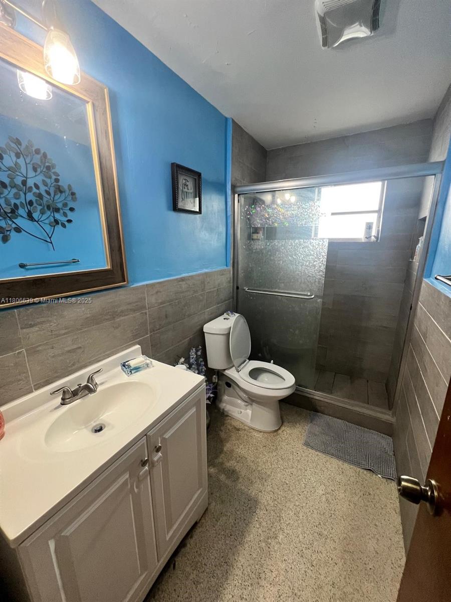 INDUSTRIAL CENTER - Residential Income